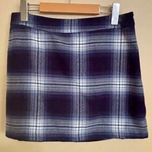 Abercrombie & Fitch| Navy Blue/White Plaid Lined Mini Skirt Size M